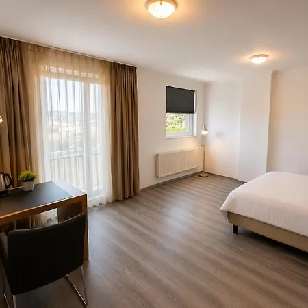 Evo Muncii Apartman *